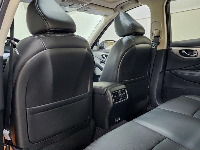 Photo of 2024 Majestic White INFINITI Q50