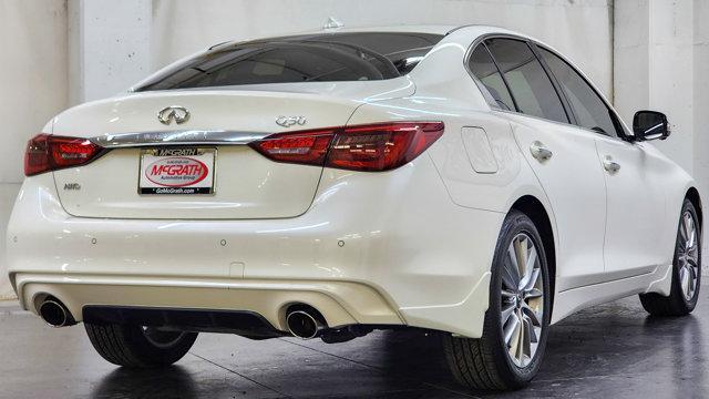 Photo of 2024 Majestic White INFINITI Q50