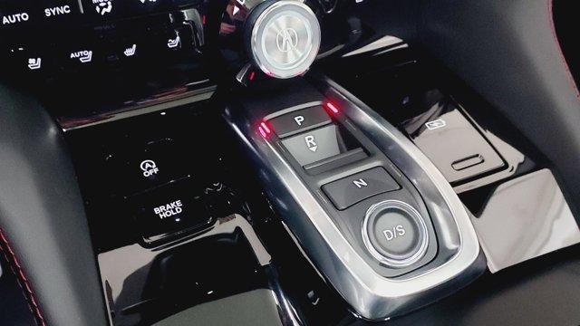 Photo of 2026 Platinum White Pearl Acura MDX