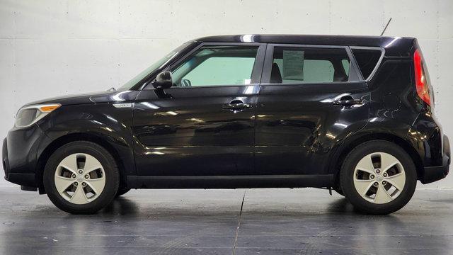 Photo of 2016 Shadow Black Kia Soul