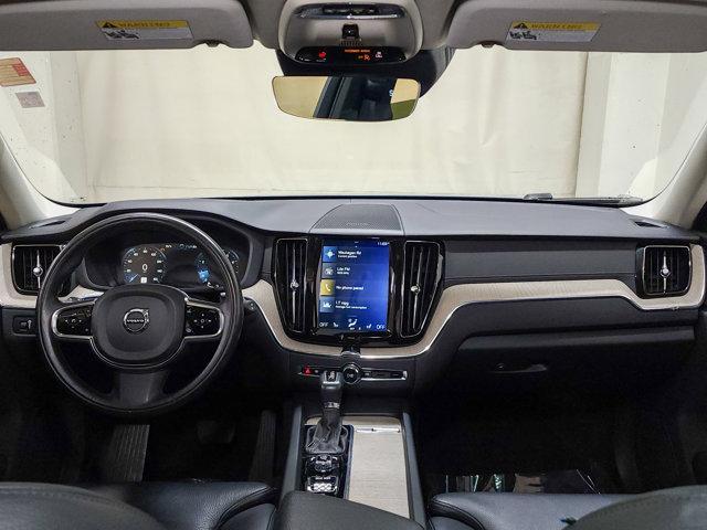 Photo of 2019 Gray Metallic Volvo XC60