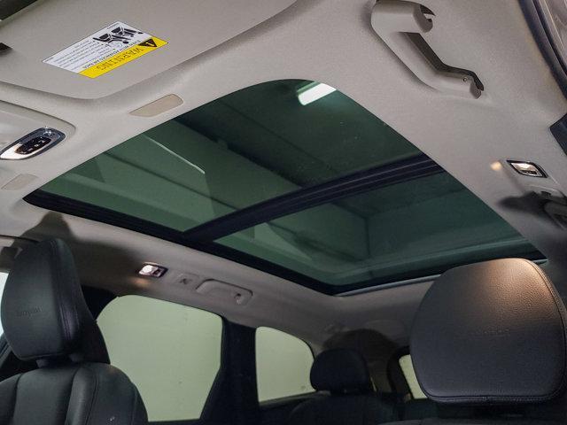 Photo of 2019 Gray Metallic Volvo XC60