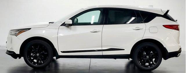 Photo of 2025 Platinum White Pearl Acura RDX