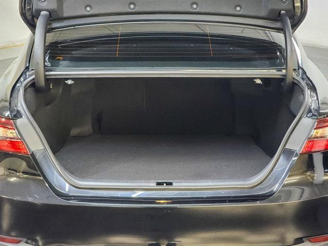 Photo of 2022 Midnight Black Metallic Toyota Camry