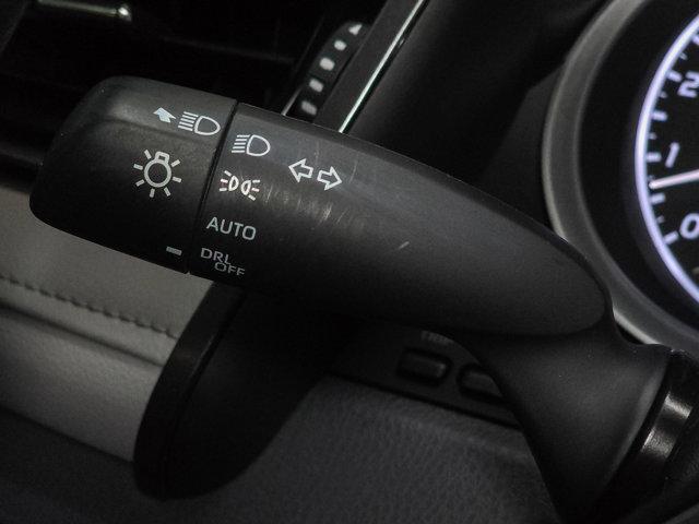 Photo of 2022 Midnight Black Metallic Toyota Camry