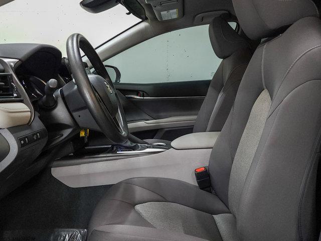 Photo of 2022 Midnight Black Metallic Toyota Camry