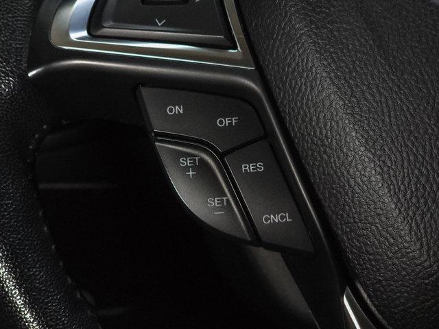 Photo of 2022 Agate Black Metallic Ford Edge