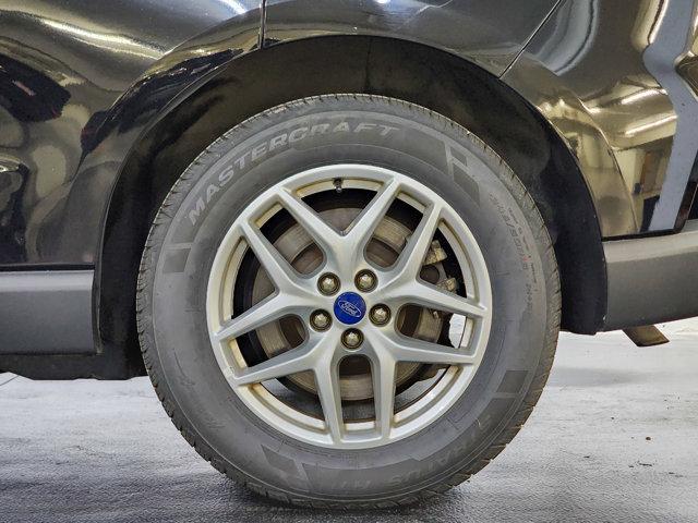 Photo of 2022 Agate Black Metallic Ford Edge