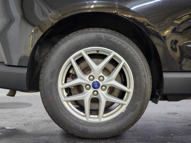 Photo of 2022 Agate Black Metallic Ford Edge