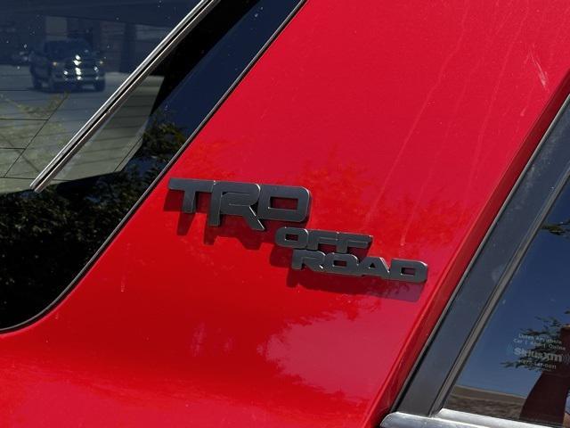 Photo of 2019 Barcelona Red Metallic Toyota 4Runner