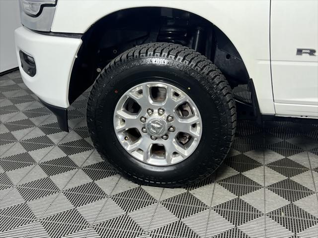 Photo of 2024 White RAM 2500