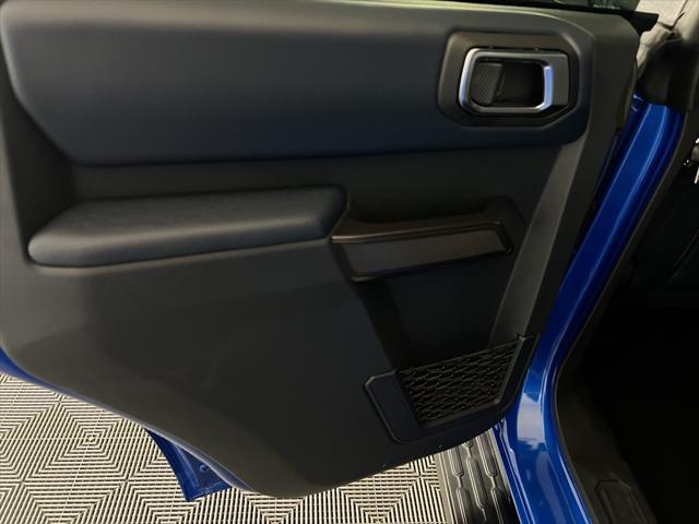 Photo of 2024 Velocity Blue Metallic Ford Bronco
