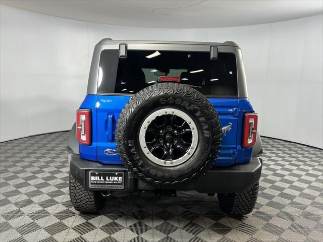 Photo of 2024 Velocity Blue Metallic Ford Bronco