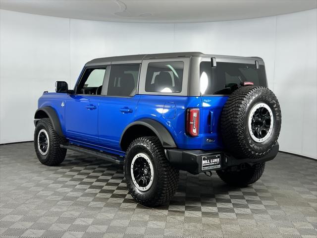 Photo of 2024 Velocity Blue Metallic Ford Bronco