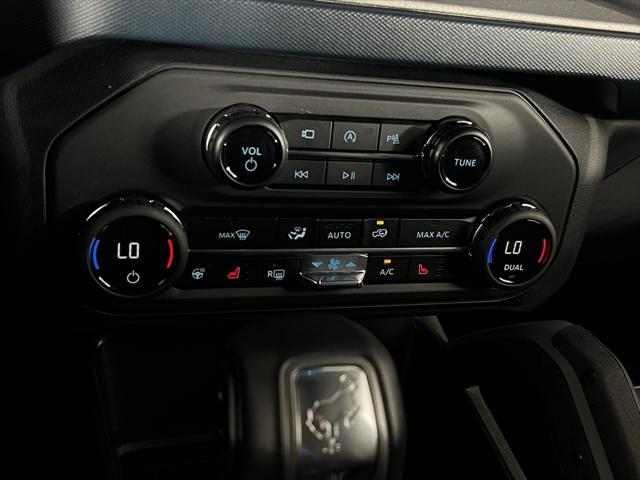 Photo of 2024 Velocity Blue Metallic Ford Bronco