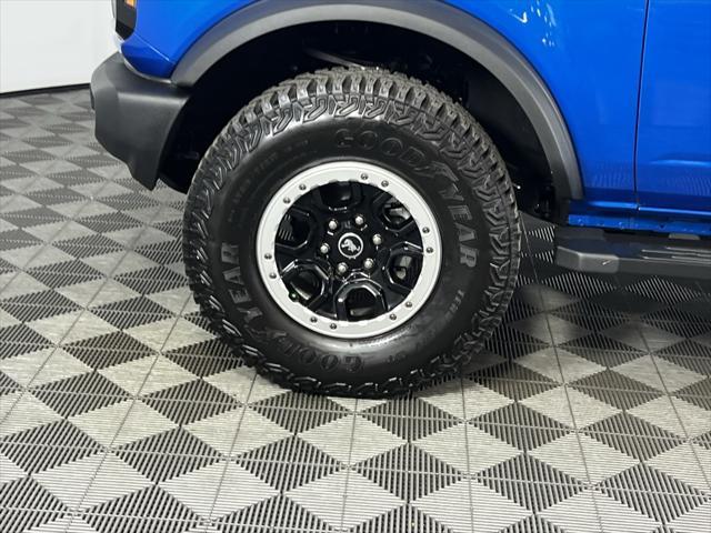 Photo of 2024 Velocity Blue Metallic Ford Bronco