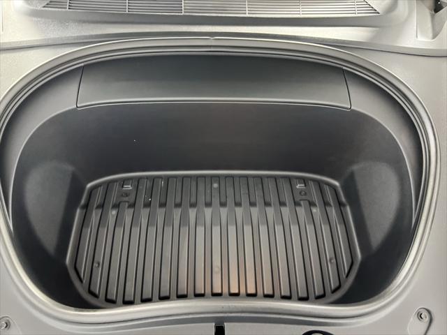 Photo of 2024 Solid Black Tesla Model 3