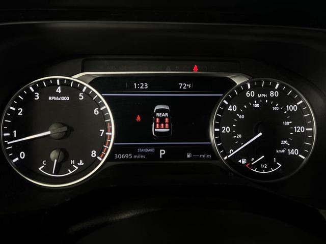 Photo of 2024 Pearl White Tricoat Nissan Pathfinder