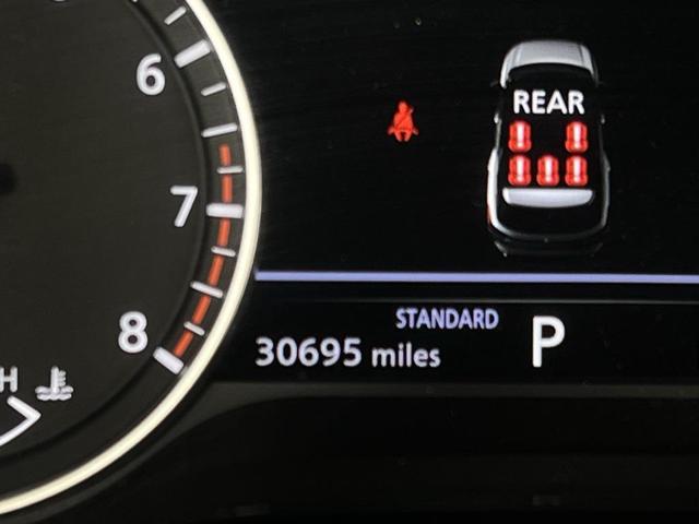 Photo of 2024 Pearl White Tricoat Nissan Pathfinder
