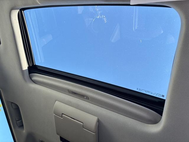 Photo of 2019 Black Chevrolet Suburban