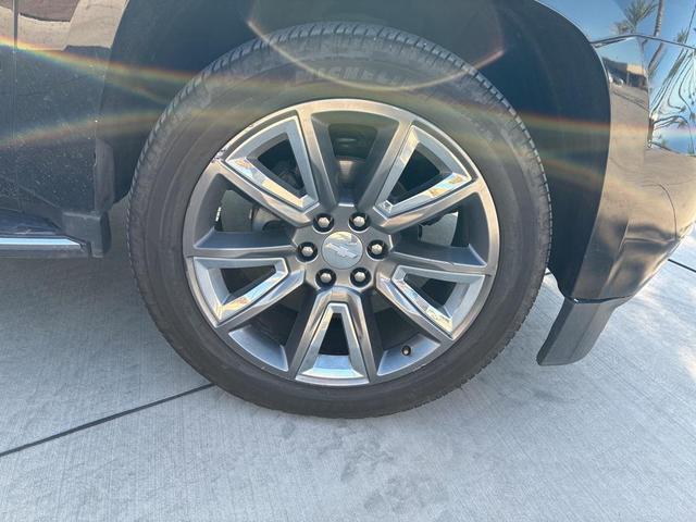 Photo of 2019 Black Chevrolet Suburban