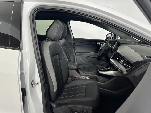 Photo of 2024 Glacier White Audi Q4 e-tron