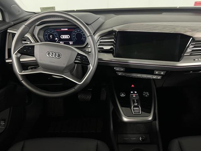 Photo of 2024 Glacier White Audi Q4 e-tron