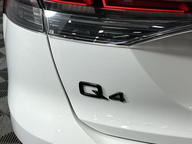 Photo of 2024 Glacier White Audi Q4 e-tron