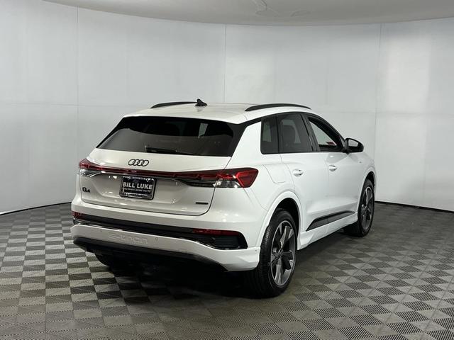 Photo of 2024 Glacier White Audi Q4 e-tron