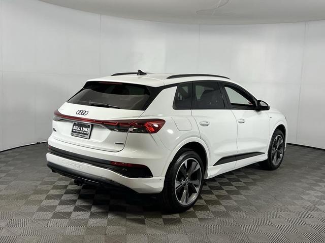 Photo of 2024 Glacier White Audi Q4 e-tron