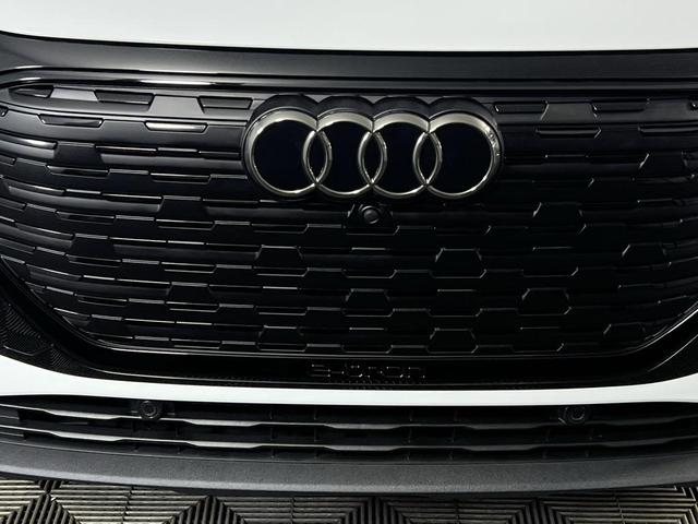 Photo of 2024 Glacier White Audi Q4 e-tron
