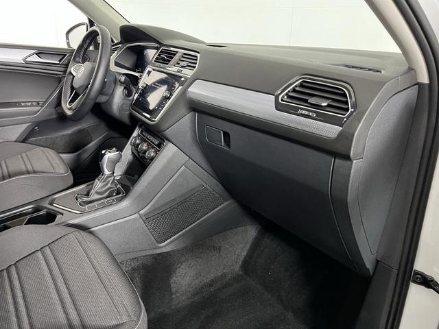 Photo of 2024 Pure White Volkswagen Tiguan