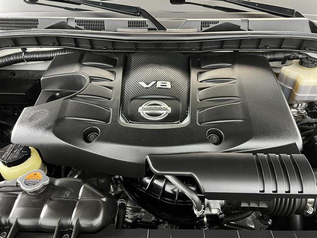Photo of 2017 Pearl White Nissan Armada