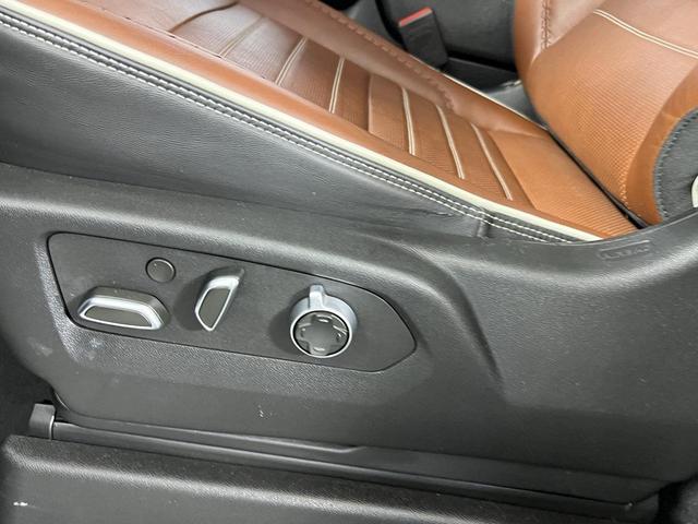 Photo of 2024 Onyx Black GMC Yukon XL