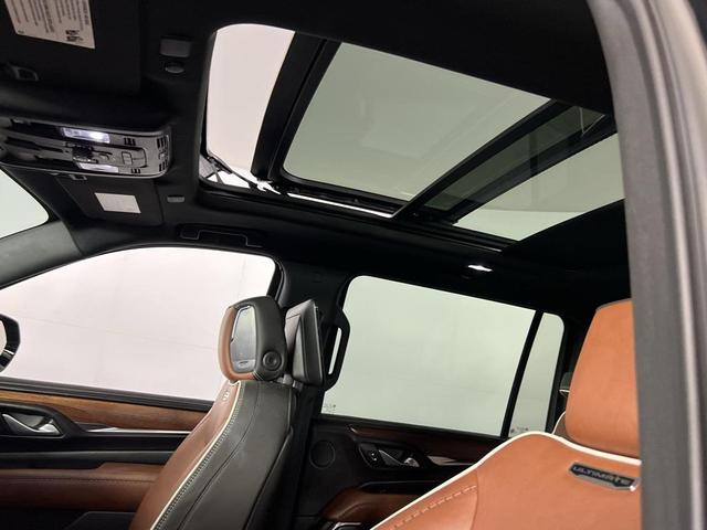 Photo of 2024 Onyx Black GMC Yukon XL
