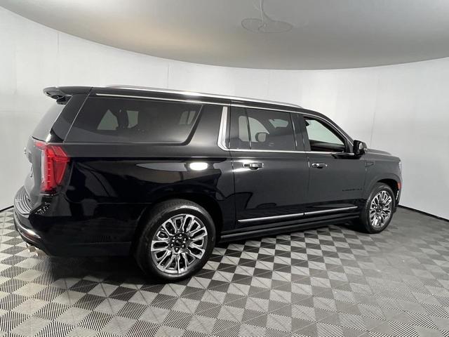 Photo of 2024 Onyx Black GMC Yukon XL