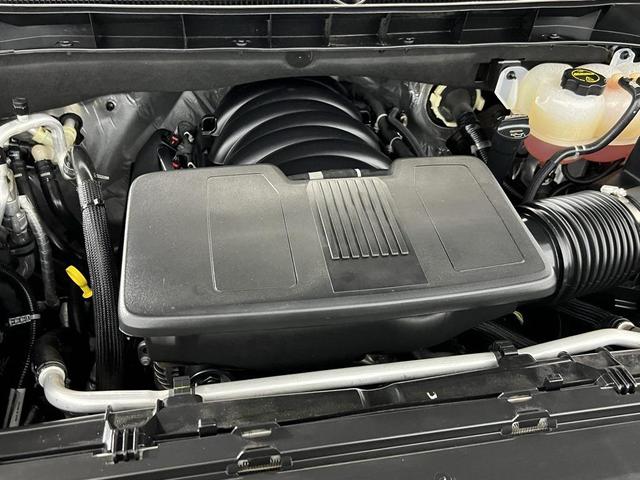 Photo of 2024 Onyx Black GMC Yukon XL