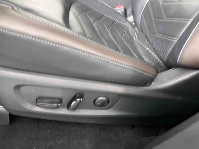 Photo of 2022 Brilliant Silver Metallic Nissan Pathfinder