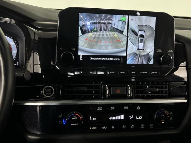 Photo of 2022 Brilliant Silver Metallic Nissan Pathfinder