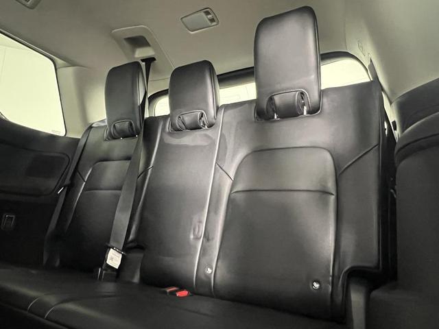 Photo of 2022 Brilliant Silver Metallic Nissan Pathfinder