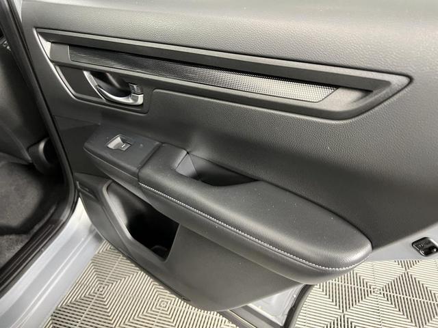Photo of 2025 Solar Silver Metallic Honda CR-V