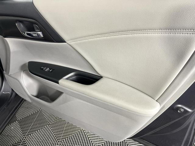 Photo of 2014 Modern Steel Metallic Honda Accord