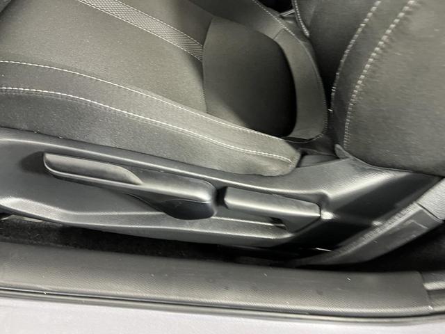 Photo of 2020 Crystal Black Pearl Honda Civic