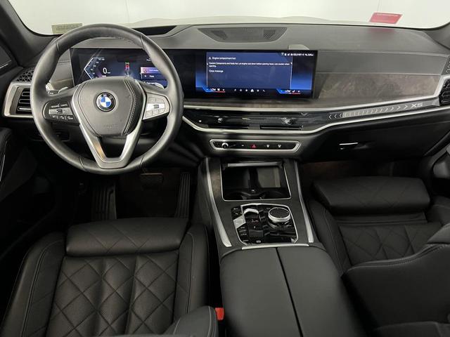Photo of 2024 Gray BMW X5