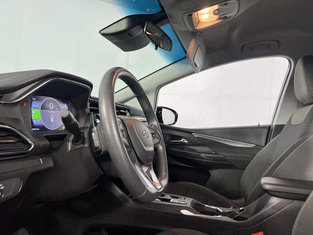 Photo of 2023 Summit White Chevrolet Bolt EV