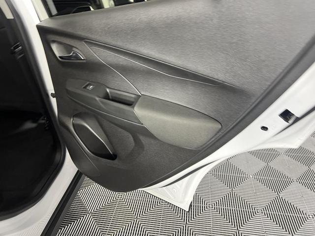 Photo of 2023 Summit White Chevrolet Bolt EV