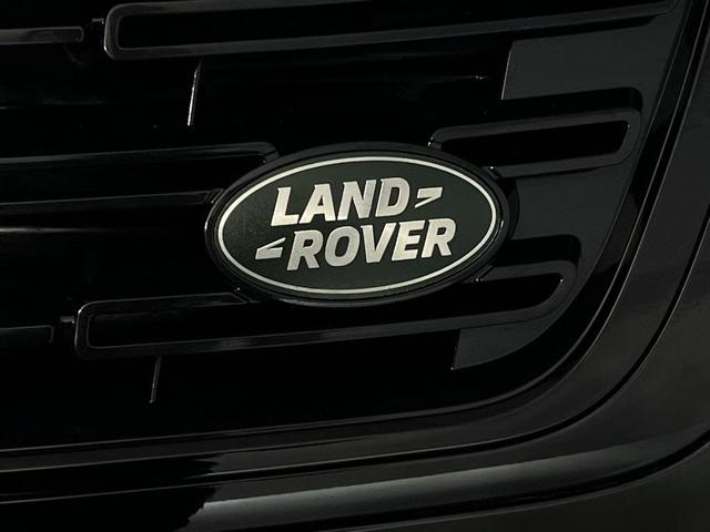 Photo of 2024 Santorini Black Metallic Land Rover Range Rover Evoque