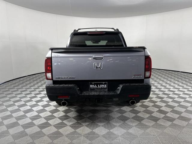Photo of 2022 Lunar Silver Metallic Honda Ridgeline