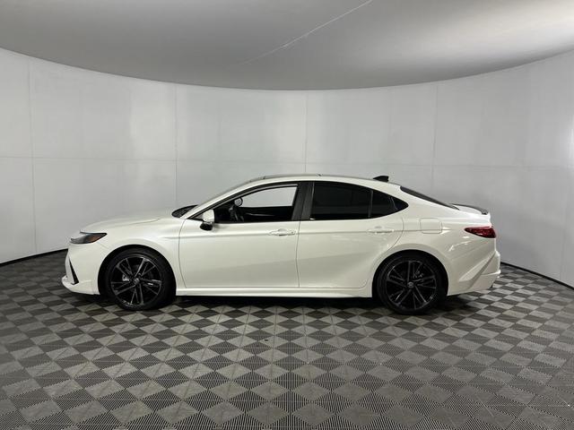 Photo of 2025 White Toyota Camry