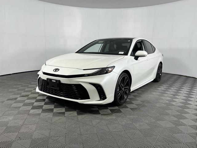 Photo of 2025 White Toyota Camry